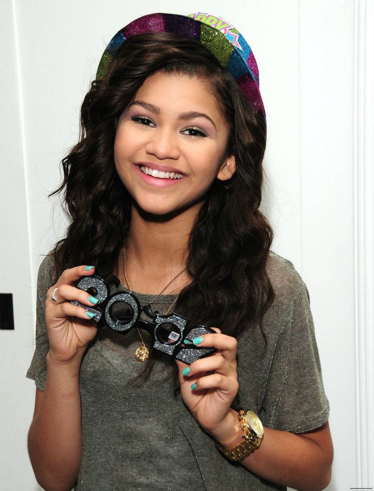 Zendaya Coleman (21)